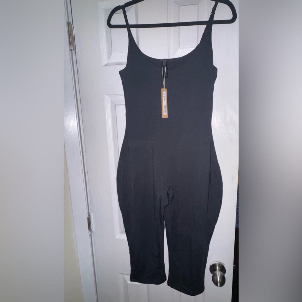 SKIMS WOMEN’S SMOOTH LOUNGE SKIMPY STRAP CATSUIT SIZE XL NWT